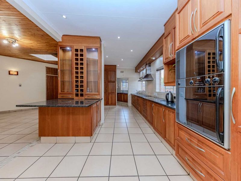 House For Sale in Kloofendal - Photo 7