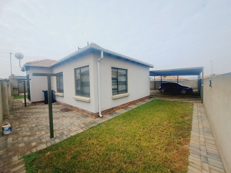 House For Sale in Kirkney - Photo 4