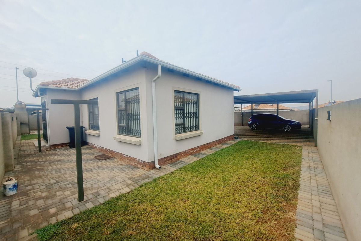 House For Sale in Kirkney - Photo 4