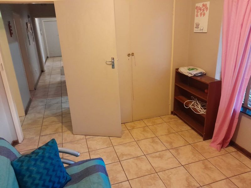 House For Sale in Kuruman Central - Photo 9