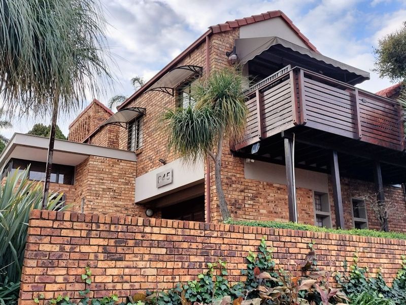 House For Sale in Constantia Kloof - Photo 6