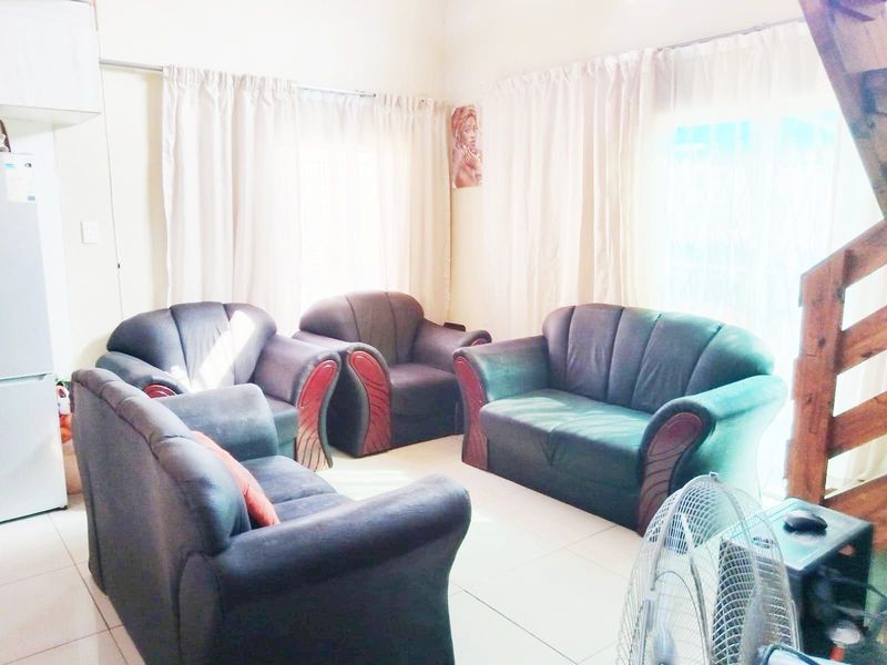 House For Sale in Vanderbijlpark CE7 - Photo 5