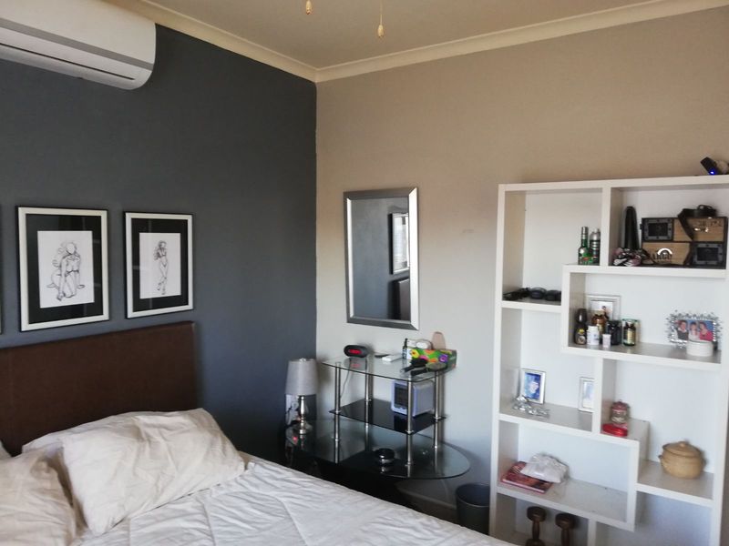 Apartment For Sale in Paarl East - Photo 6