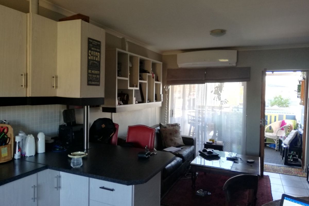 Apartment For Sale in Paarl East - Photo 3