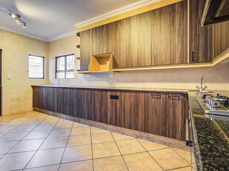 House For Sale in Glen Erasmia - Photo 10