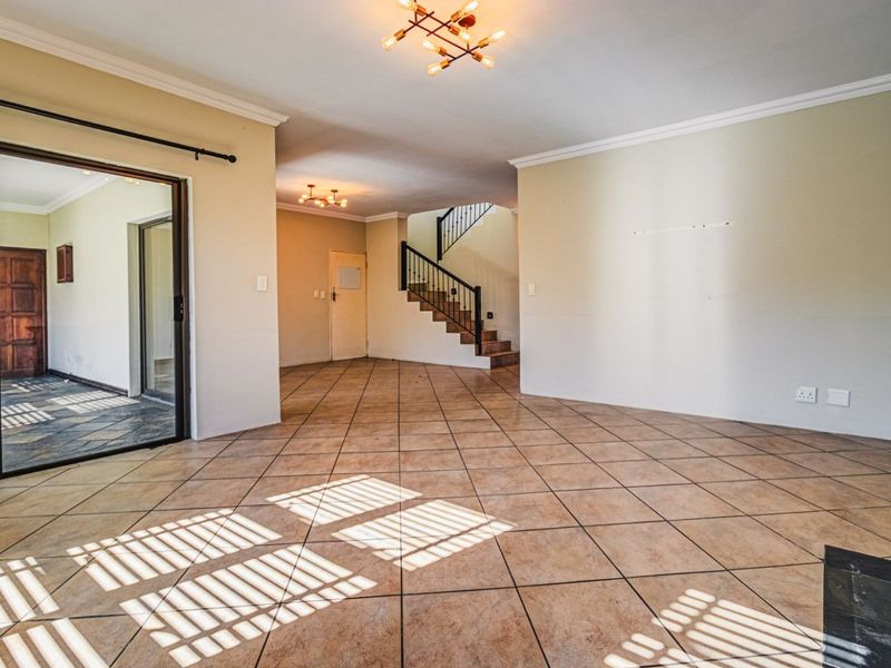 House For Sale in Glen Erasmia - Photo 9