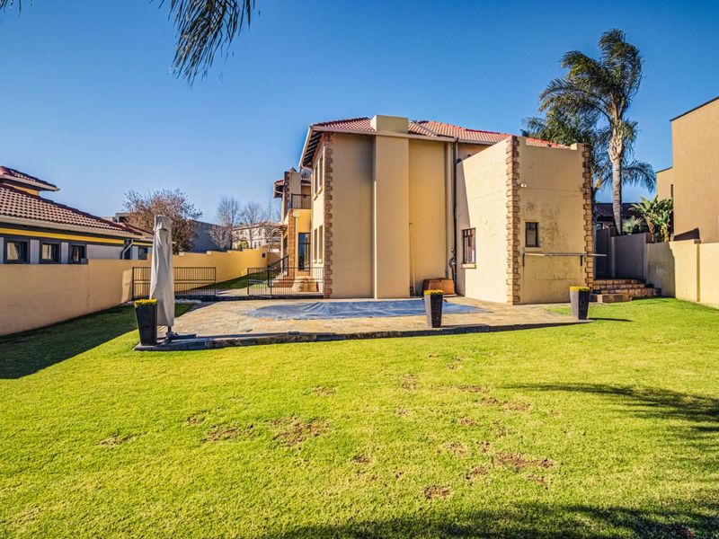 House For Sale in Glen Erasmia - Photo 4