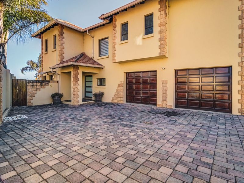 House For Sale in Glen Erasmia - Photo 5