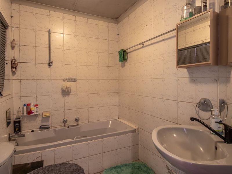 House For Sale in Doornpoort - Photo 7