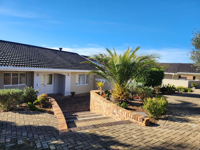 House For Sale in Bonnievale Central - Photo 3