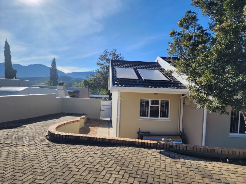 House For Sale in Bonnievale Central - Photo 6