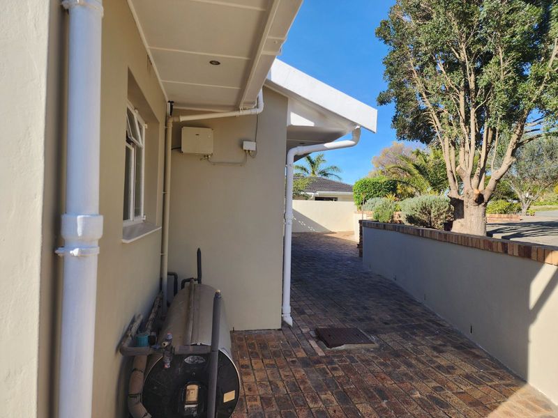 House For Sale in Bonnievale Central - Photo 7