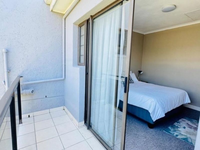 Apartment For Sale in Voorbaai - Photo 9