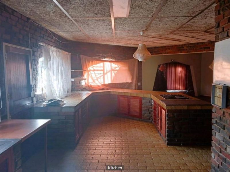 House For Sale in Hertzogville Central - Photo 2