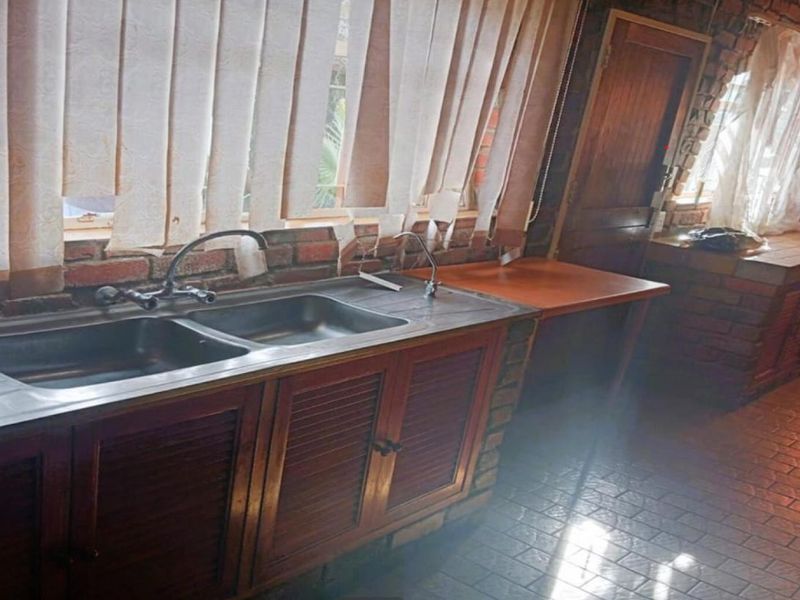 House For Sale in Hertzogville Central - Photo 3