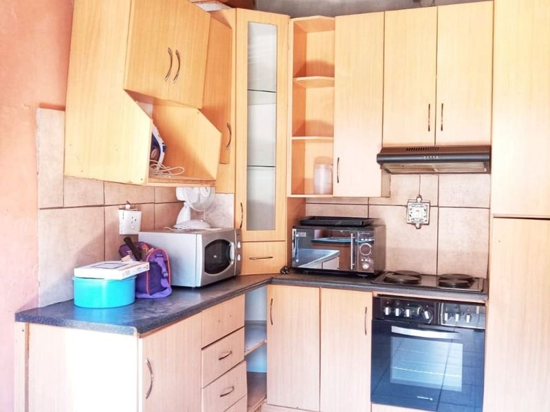 House For Sale in Sebokeng Zone 12 - Photo 6