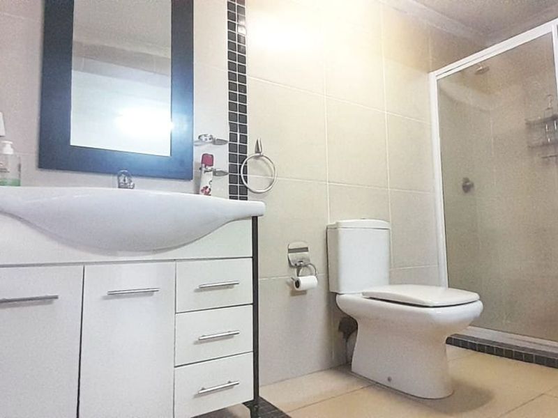 House For Sale in Bezuidenhout Valley - Photo 6