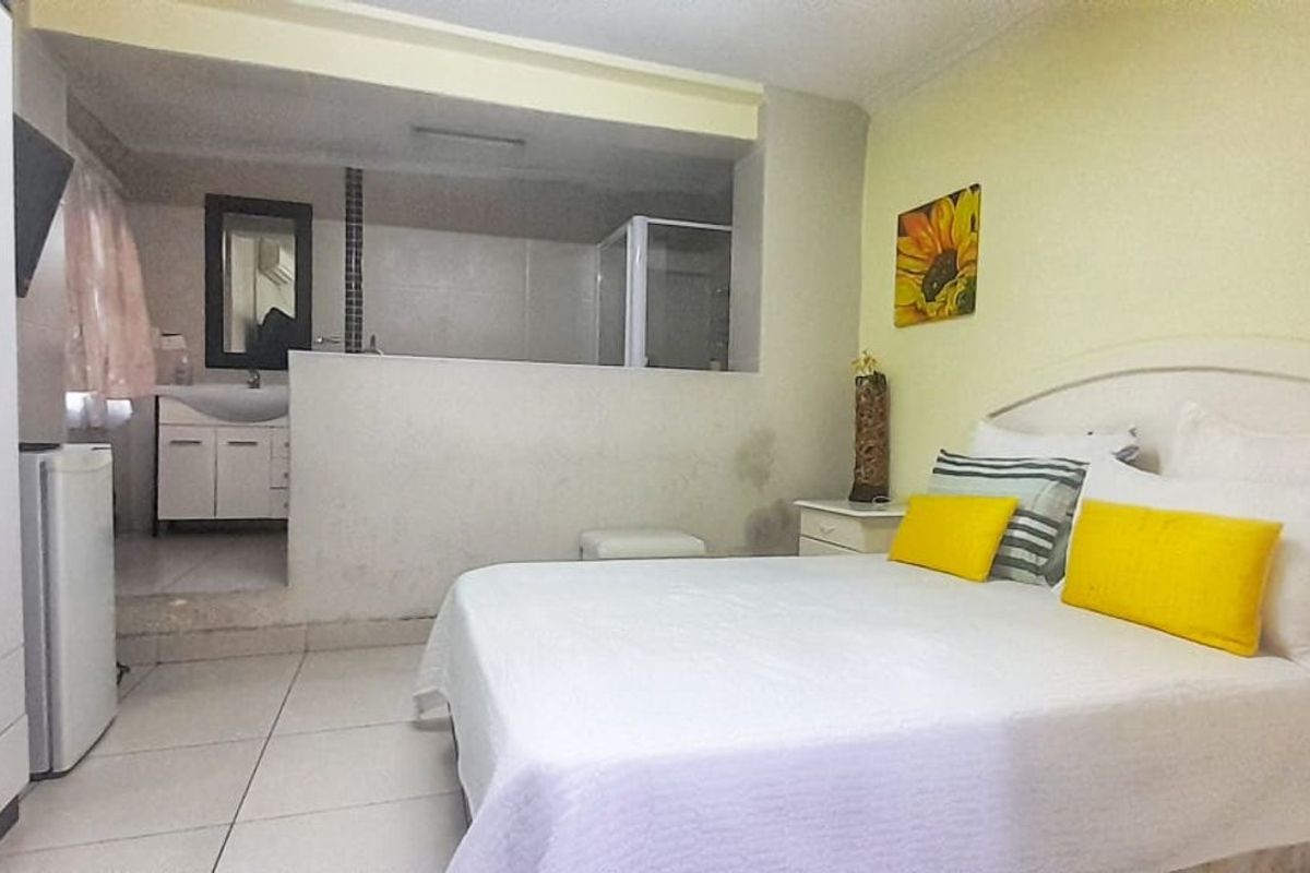 House For Sale in Bezuidenhout Valley - Photo 5