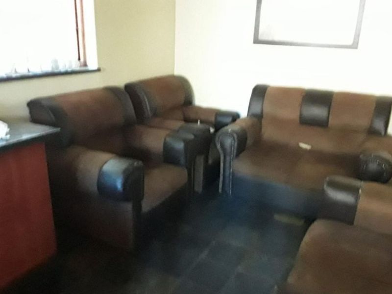 Apartment For Sale in Bloemhof Central - Photo 3