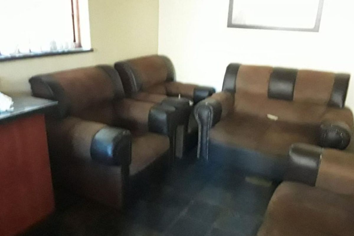 Apartment For Sale in Bloemhof Central - Photo 3