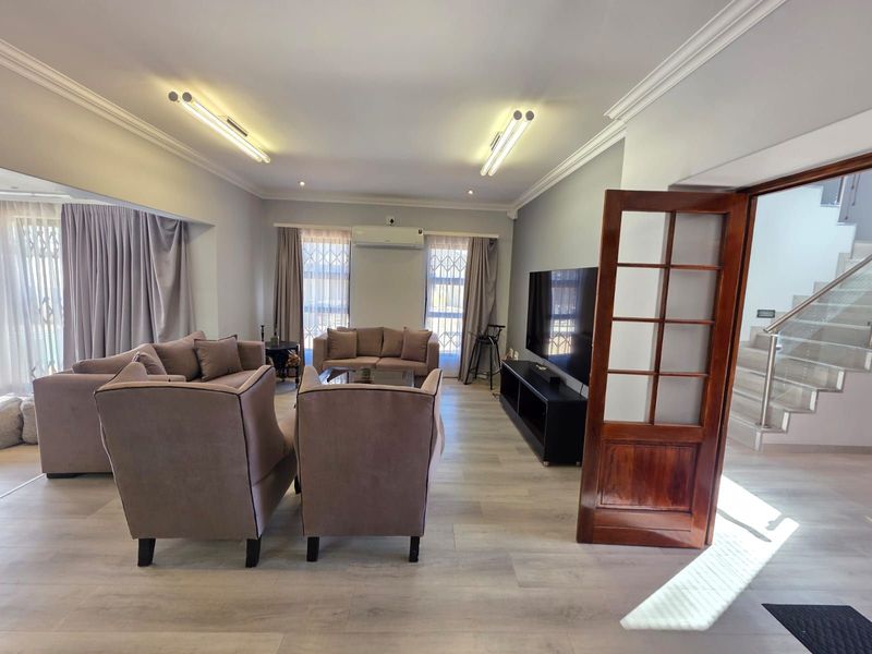 House For Sale in Hadison Park - Photo 3