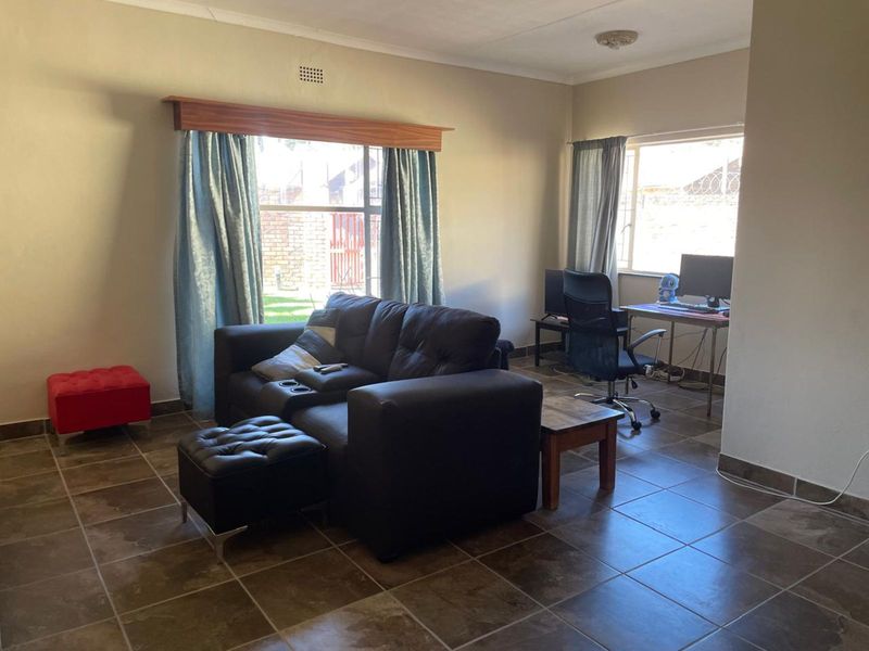 House For Sale in Welgelegen - Photo 5