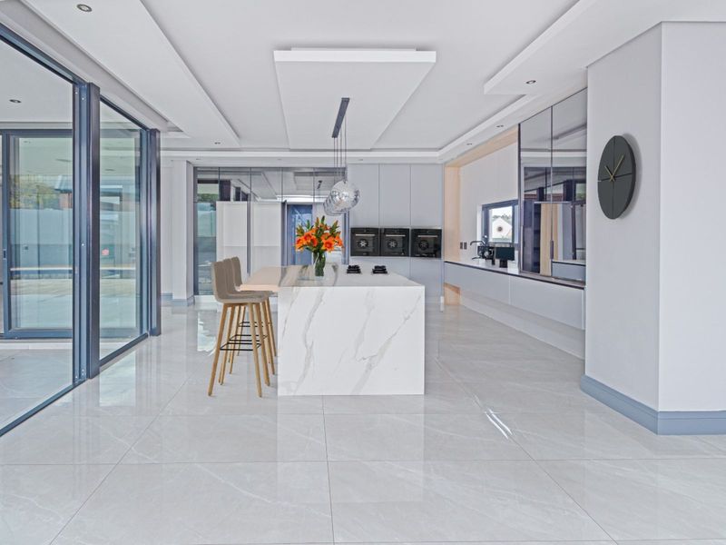 House For Sale in Waterfall Country Estate - Photo 10