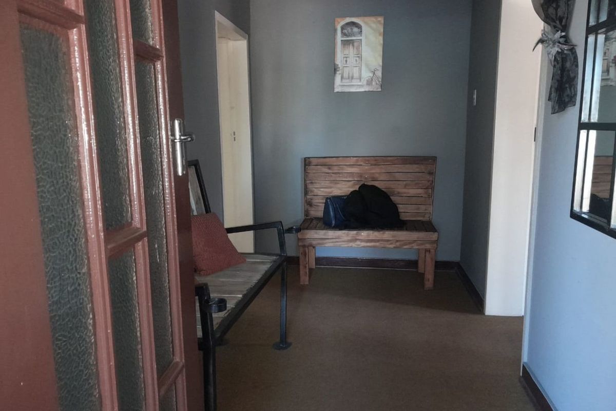 House For Sale in Kuruman Central - Photo 2