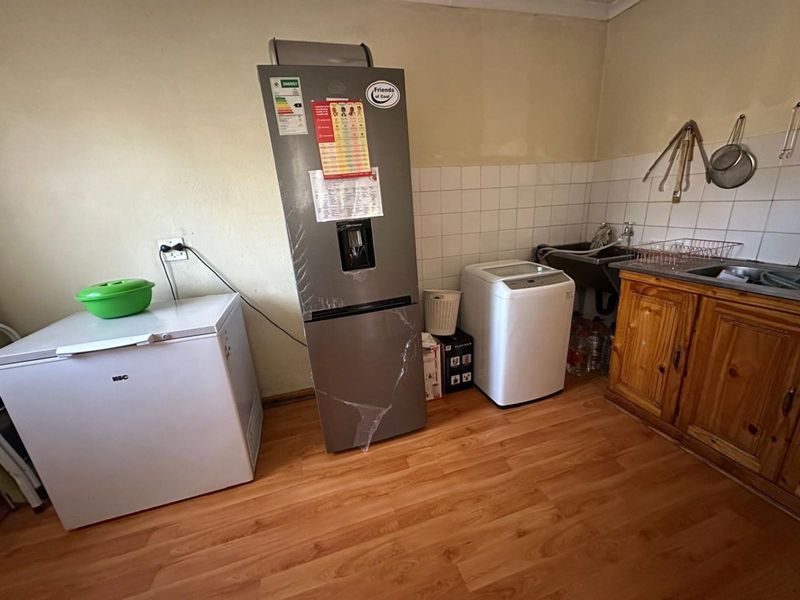 House For Sale in Secunda Central - Photo 6