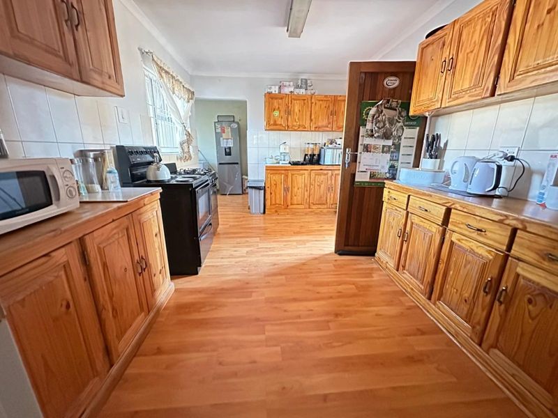 House For Sale in Secunda Central - Photo 5