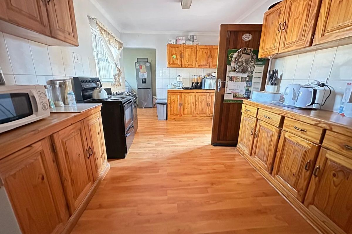 House For Sale in Secunda Central - Photo 5