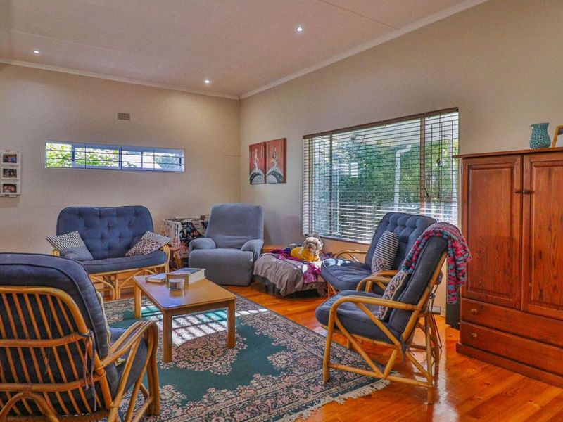 House For Sale in Robertson Central - Photo 5