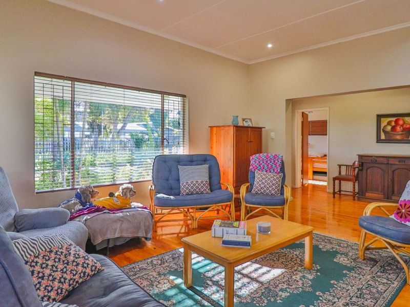 House For Sale in Robertson Central - Photo 3