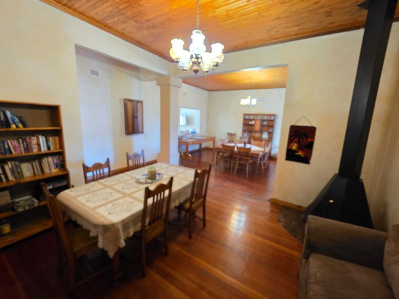 House For Sale in Beaconsfield - Photo 6