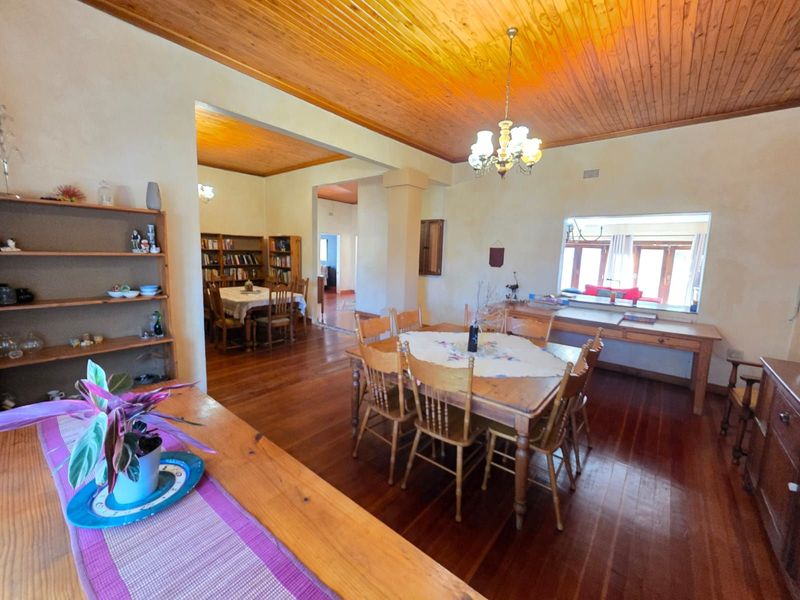 House For Sale in Beaconsfield - Photo 10