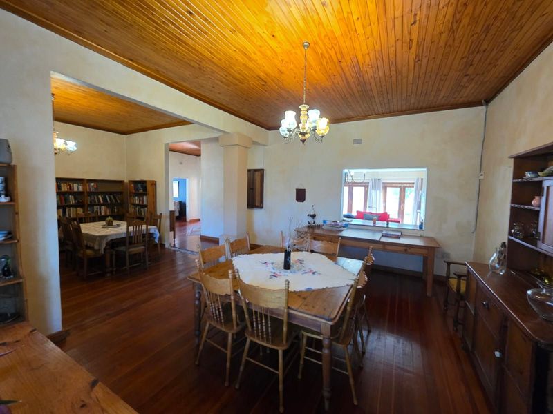 House For Sale in Beaconsfield - Photo 9