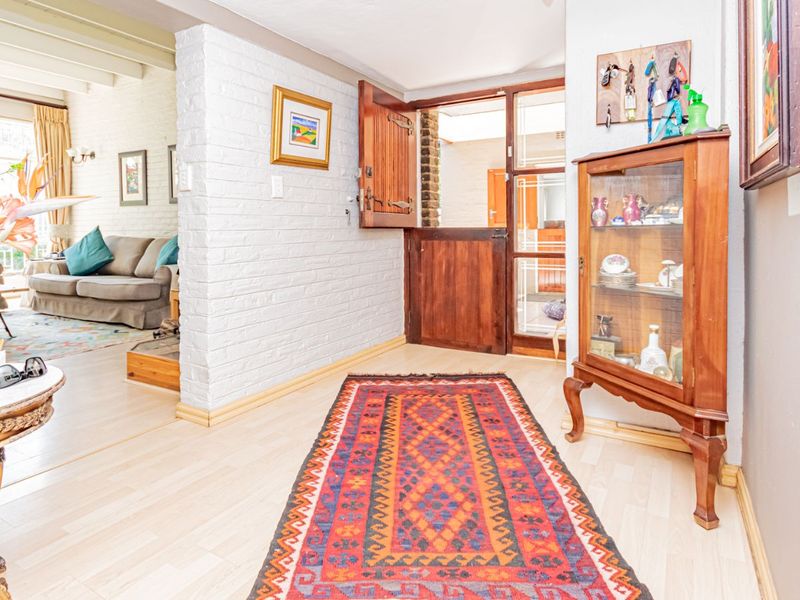 House For Sale in President Ridge - Photo 3