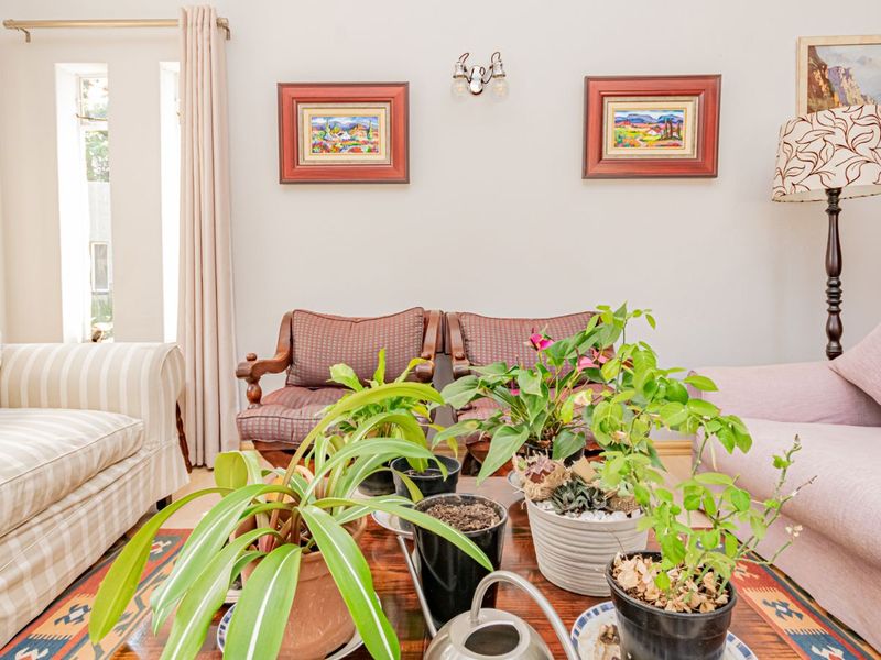 House For Sale in President Ridge - Photo 6