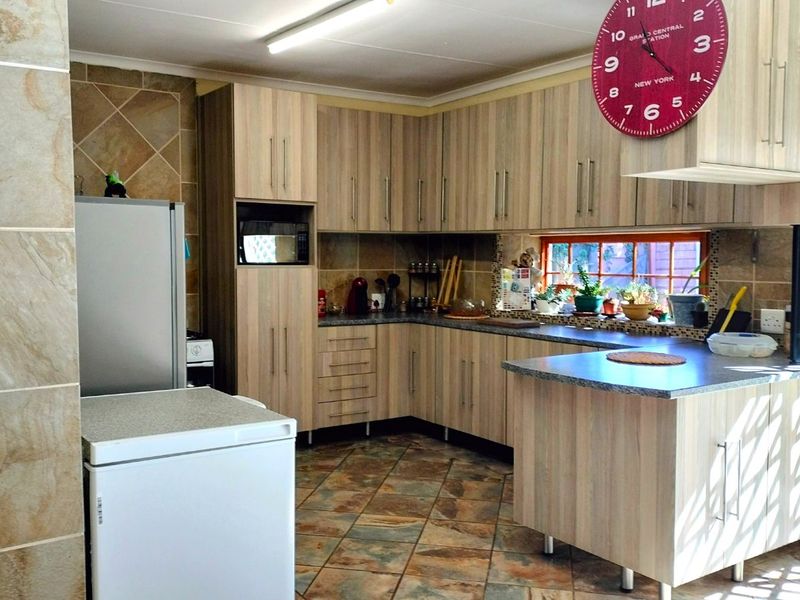 House For Sale in Krugersdorp North - Photo 8