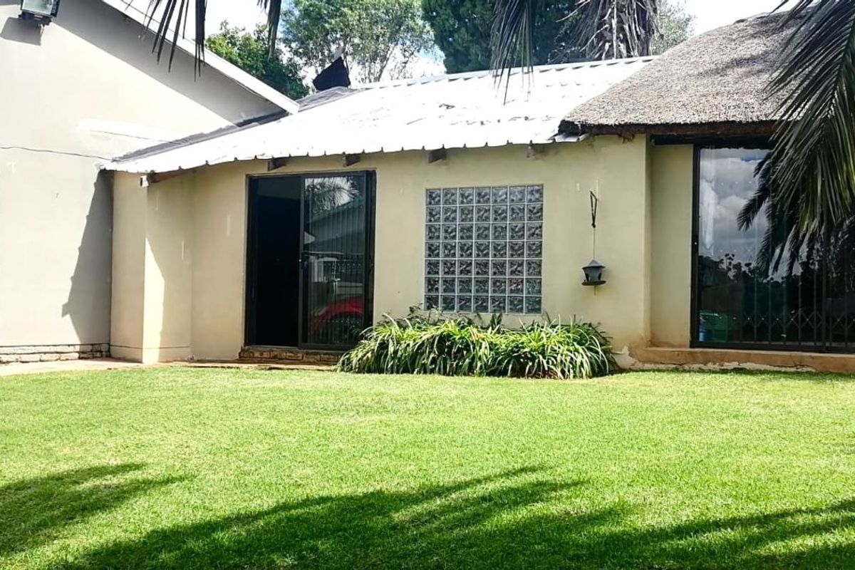 House For Sale in Krugersdorp North - Photo 2