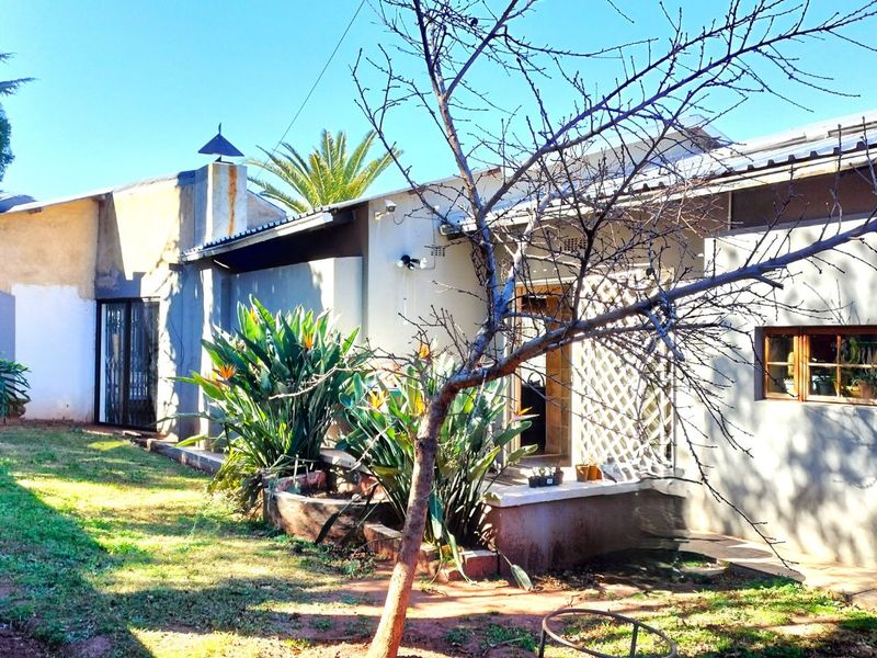 House For Sale in Krugersdorp North - Photo 4