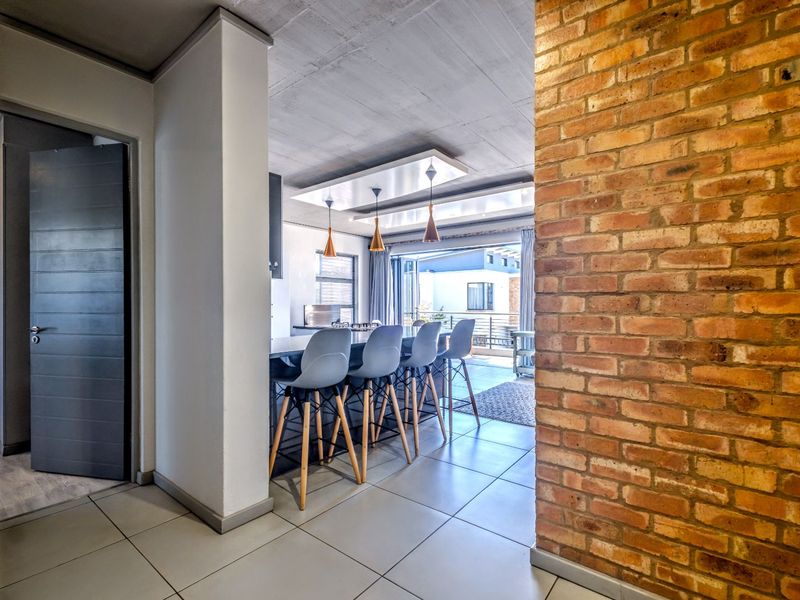 Apartment For Sale in Waterkloof - Photo 10