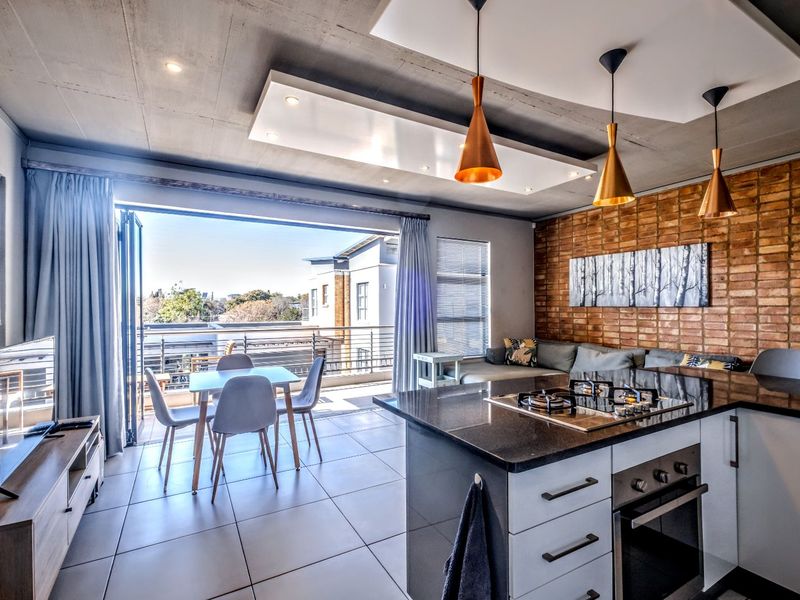 Apartment For Sale in Waterkloof - Photo 9