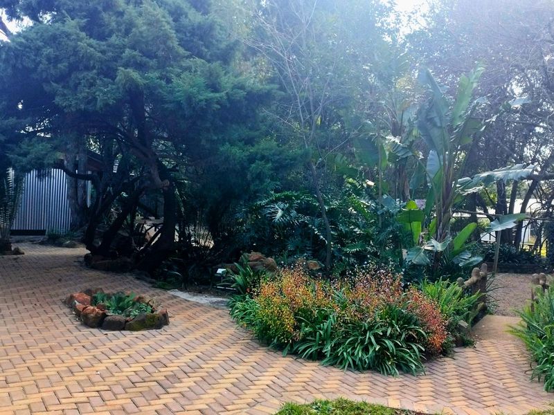 House For Sale in Chancliff AH - Photo 7