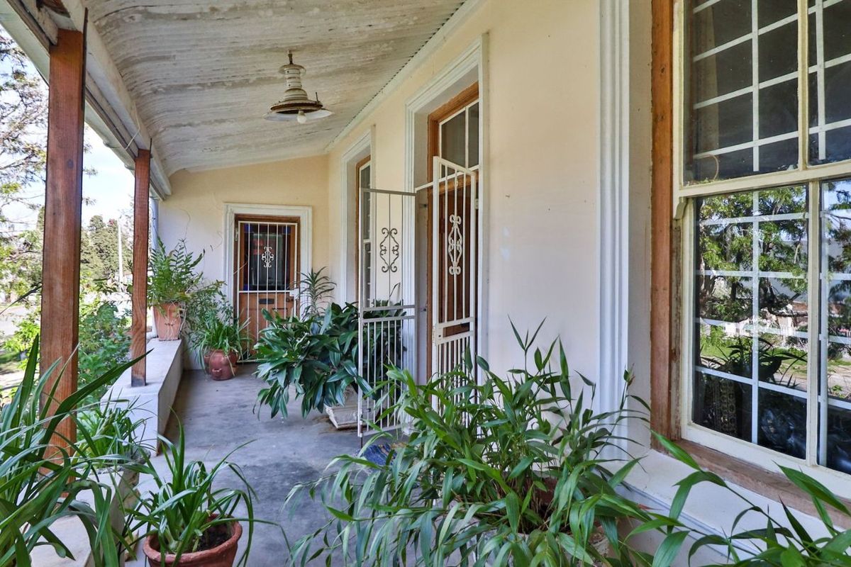 House For Sale in Villiersdorp Central - Photo 3