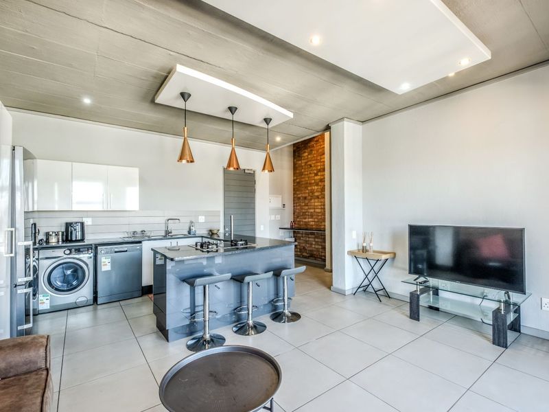 Apartment For Sale in Waterkloof - Photo 10