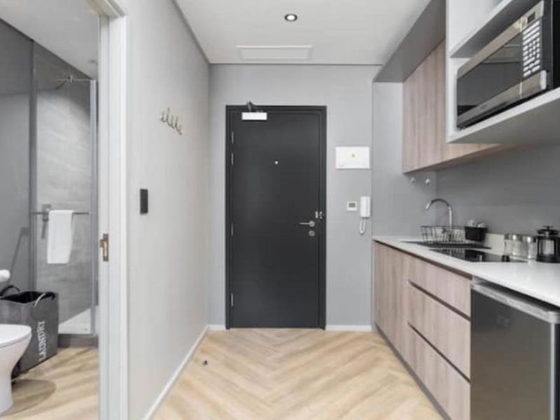 Apartment For Sale in Cape Town City Centre - Photo 5