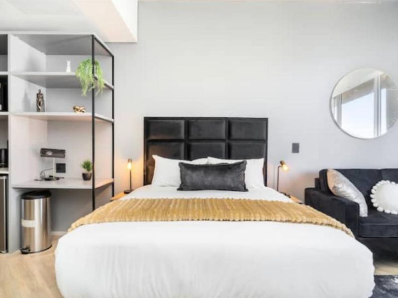 Apartment For Sale in Cape Town City Centre - Photo 2