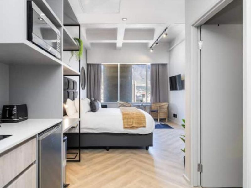 Apartment For Sale in Cape Town City Centre - Photo 3