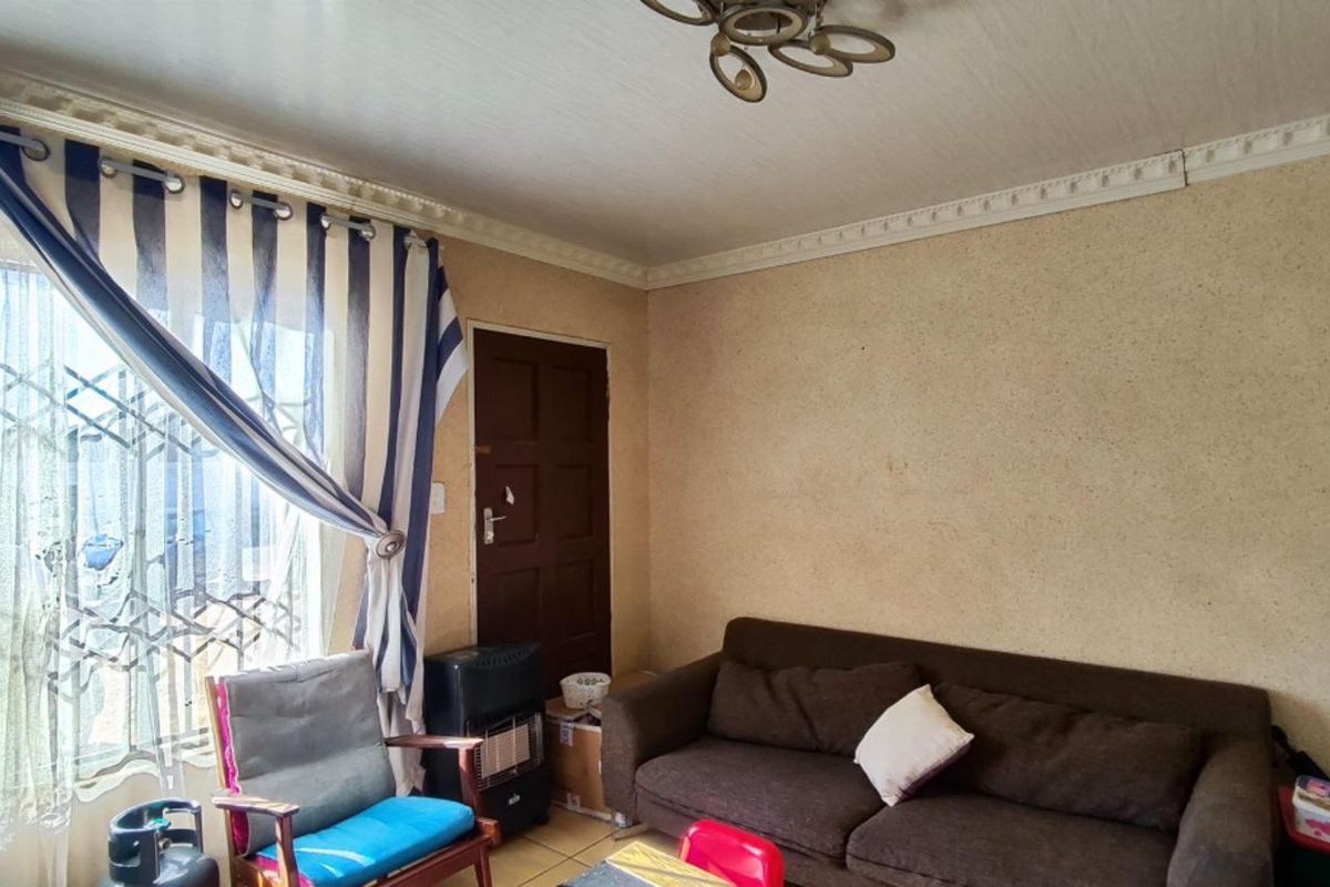 House For Sale in Savanna City - Photo 5